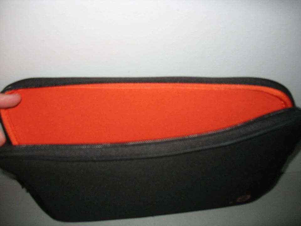 BLACK TABLET MESSENGER BAG - .E - 31 x 23 cm - n°60 – photo 2